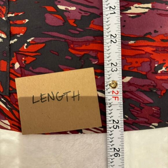 BCBGMaxAzria Silk Top Small Shell Sleeveless - Picture 8 of 8